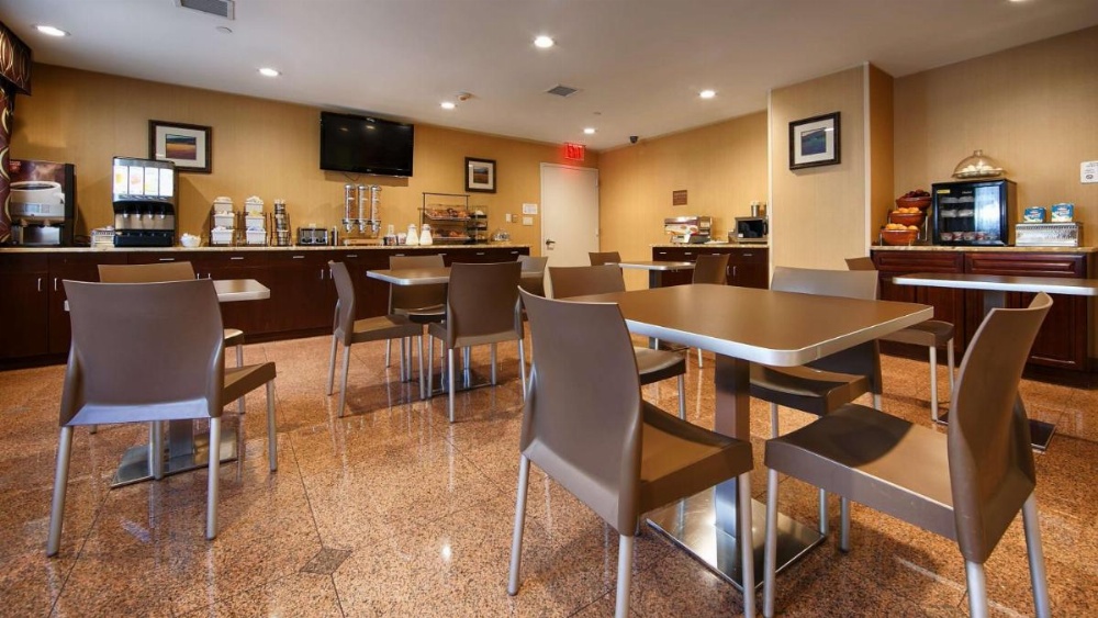 Best Western PLUS Arena Hotel Image 19