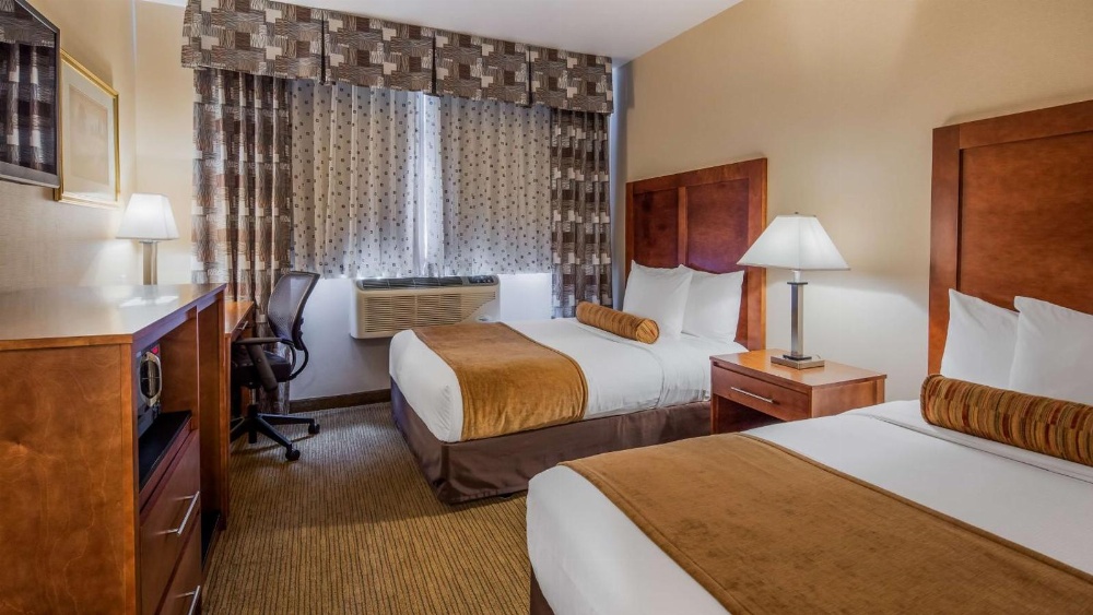 Best Western PLUS Arena Hotel